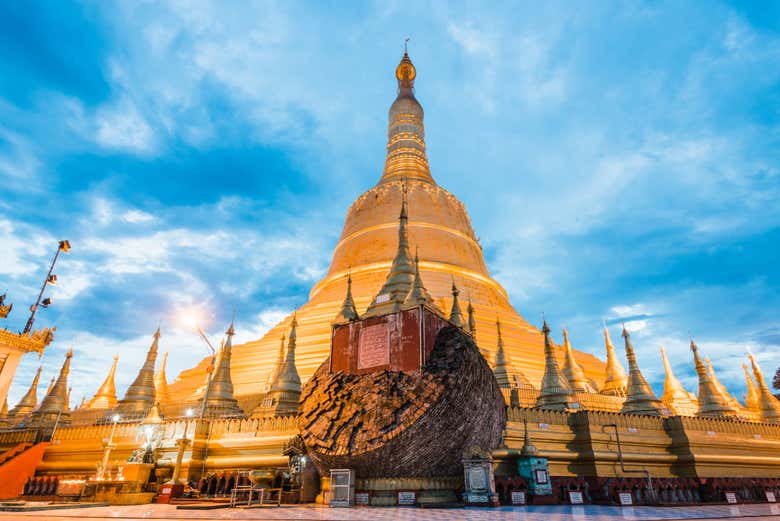 Pagoda Shwemawdaw