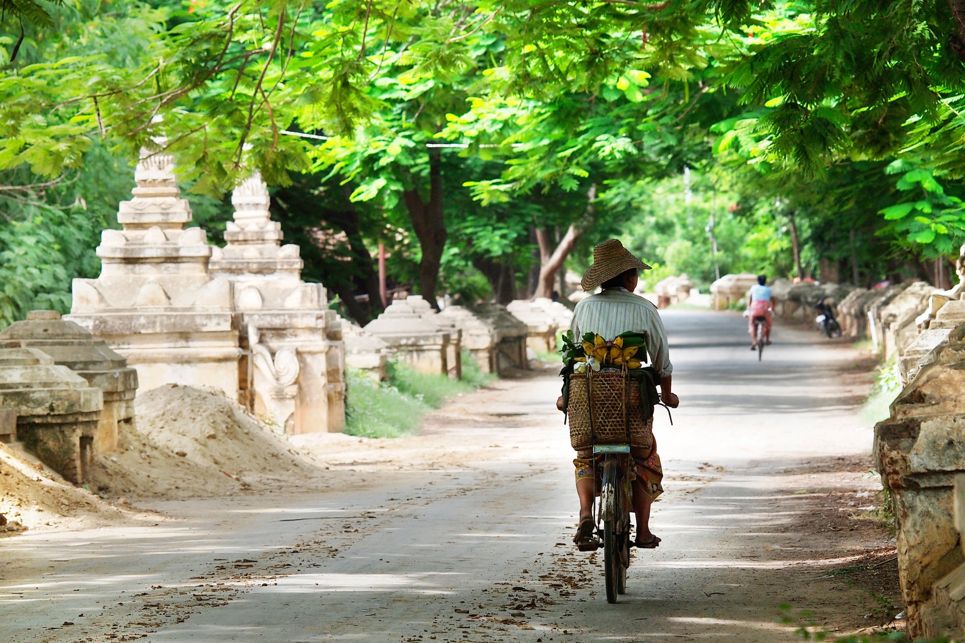 Tour de bicicleta por Yangon com refeição