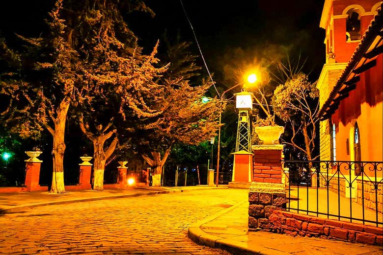 Les rues de La Paz la nuit