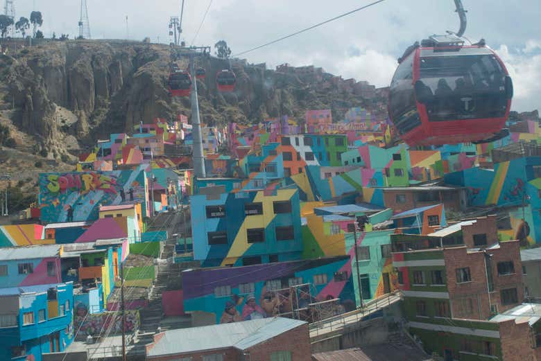 Maisons de colorées à El Alto
