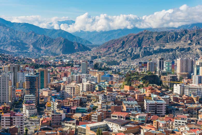 Immerse yourself in the city, surrounded by the Andes