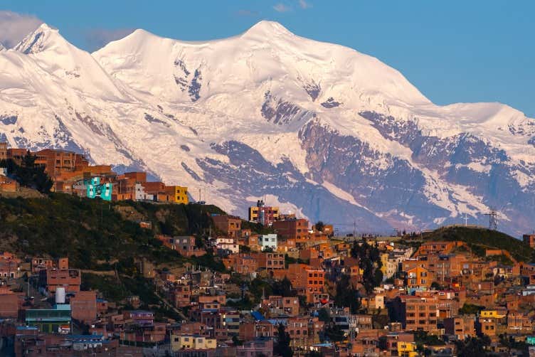 Vista sulla montagna Illimani
