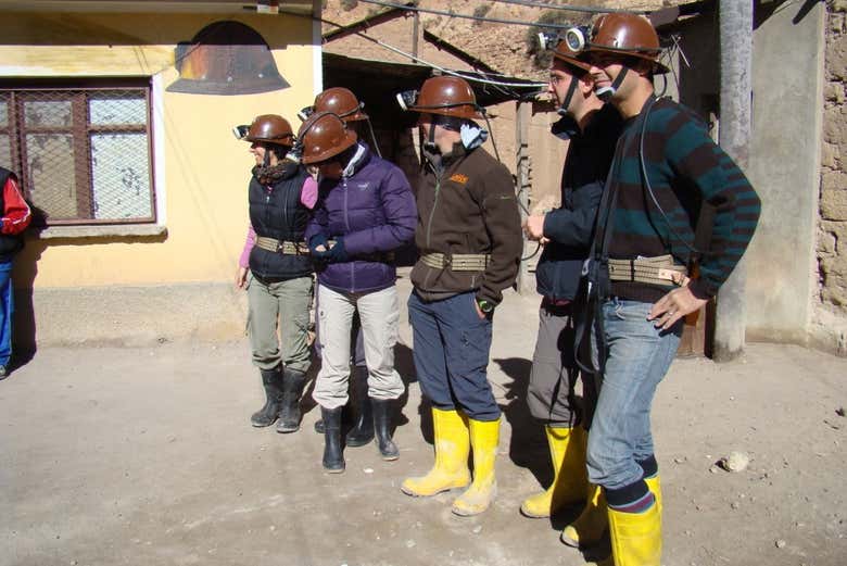 Escutando as explicações do guia