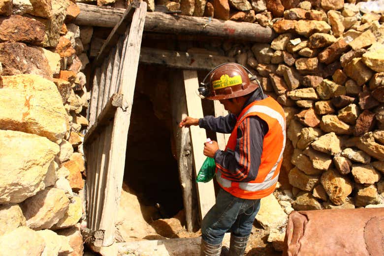 Entrada a las minas de Potosí