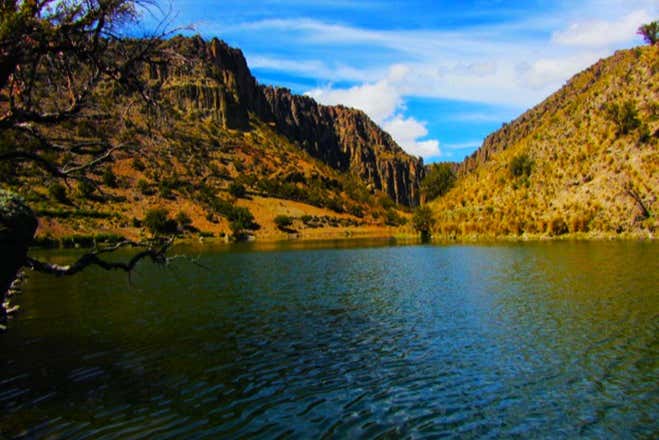Represa en los alrededores de Potosí