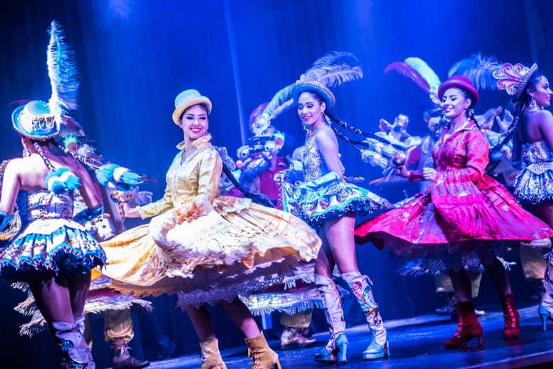 Danseuse de folklore