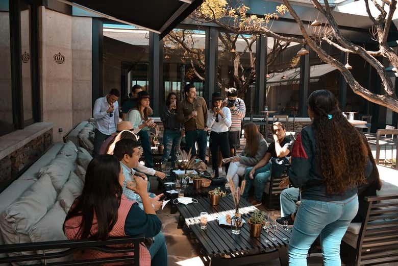 Degustación de vinos en la bodega Casa Real