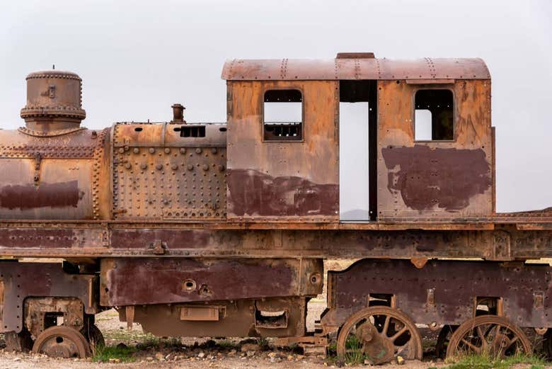 Un vecchio treno abbandonato