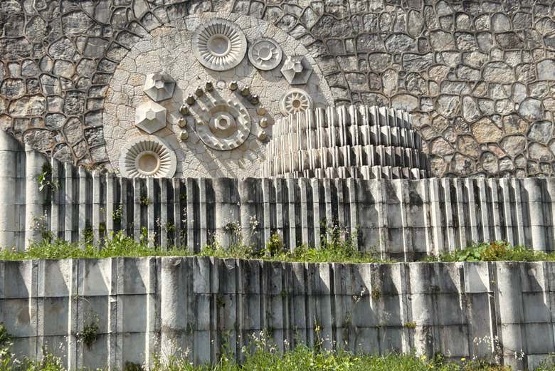 Discover the Partisan Memorial Cemetery