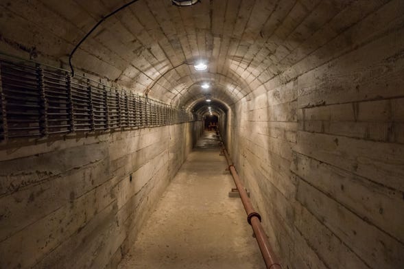 Excursion au bunker de Tito