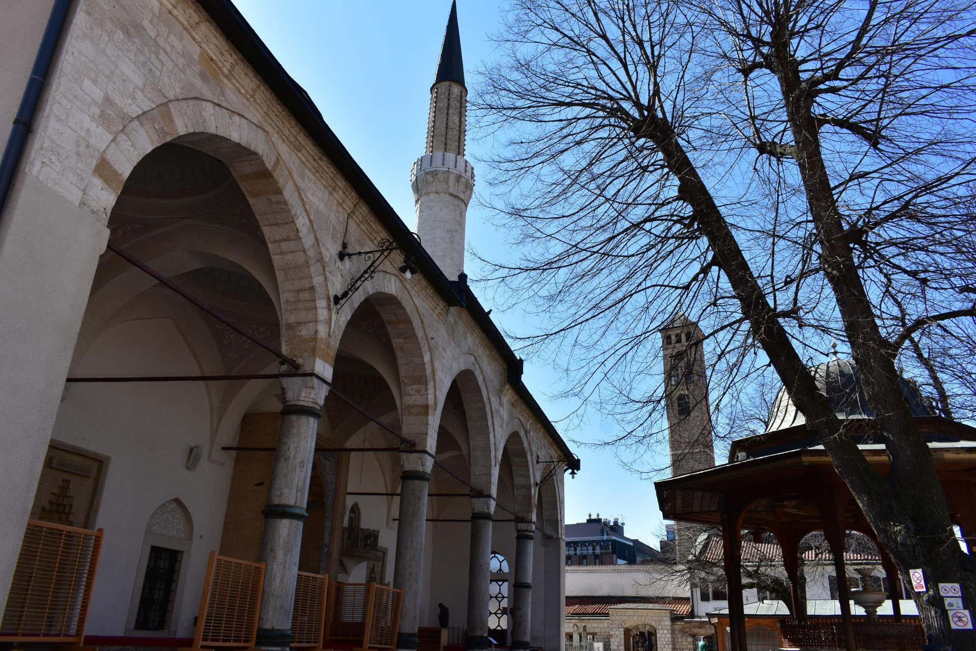 Tour de Sarajevo al completo con entradas