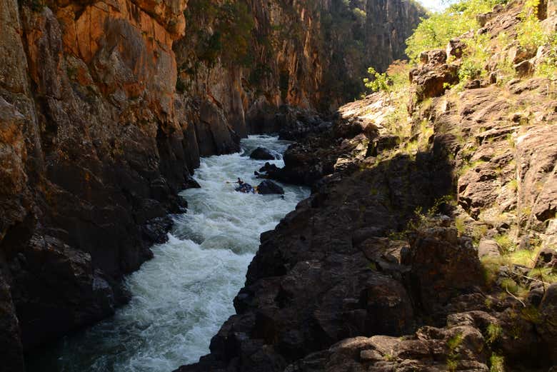 Surcando las aguas bravas del río Tocantinzinho