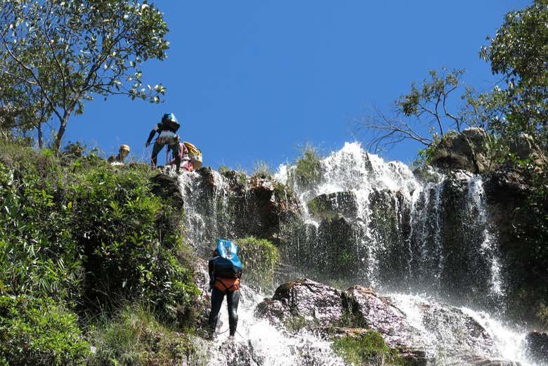 Rappelling down the Água Fría waterfall