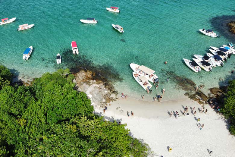 Vista aérea da Ilha do Pelegrino