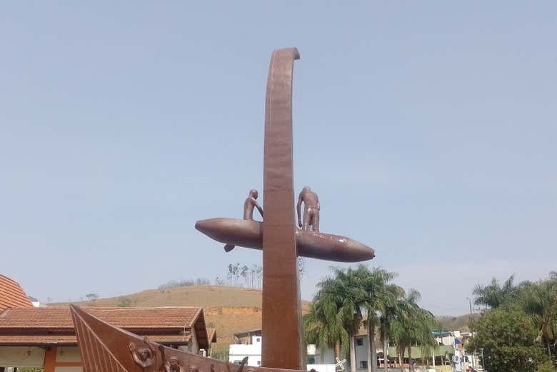 Escultura dos 3 pescadores