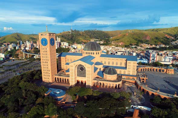 Tour privado pelo Santuário Nacional de Nossa Senhora Aparecida