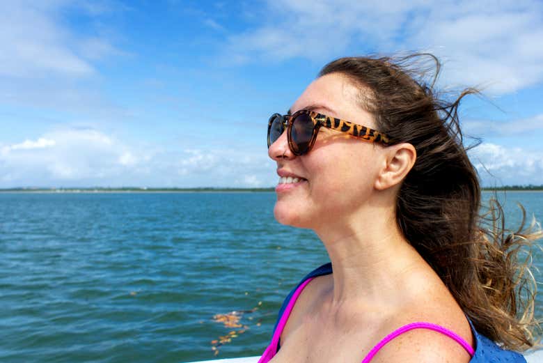 Disfrutando del paseo en barco por Sergipe