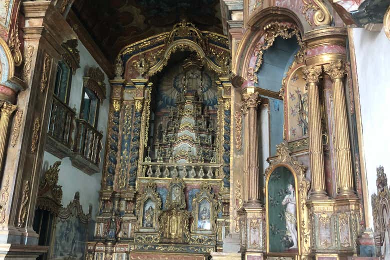 Altar of the church of Penedo