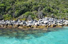 Passeio de barco por Arraial do Cabo