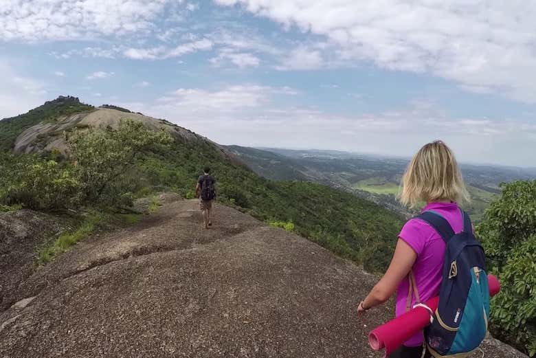 Trilha pela Pedra Grande