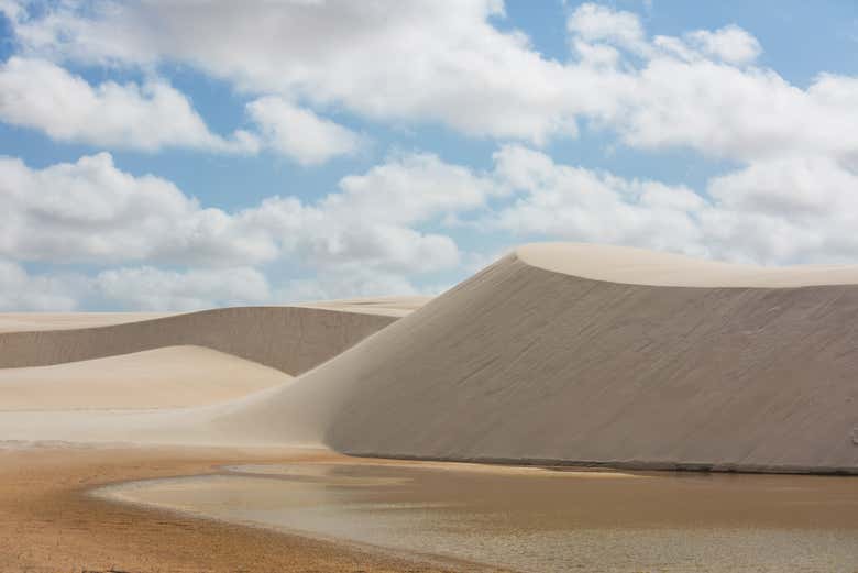 A paisagem surreal dos Lençóis Maranhenses