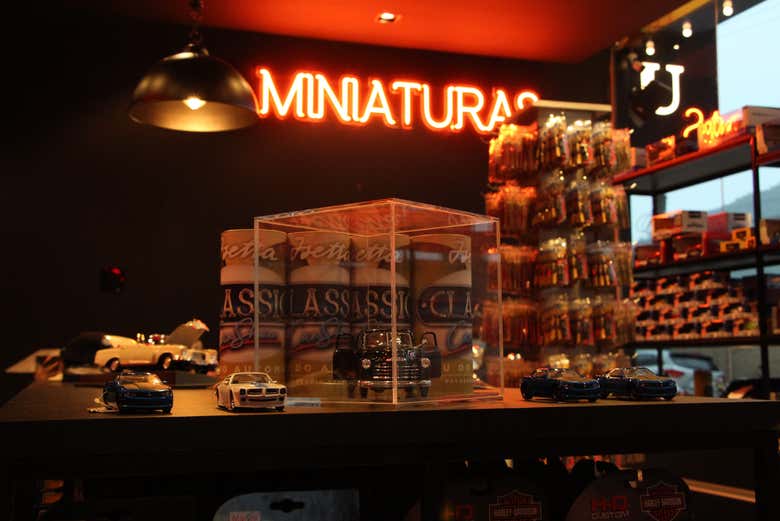 Carros em miniatura