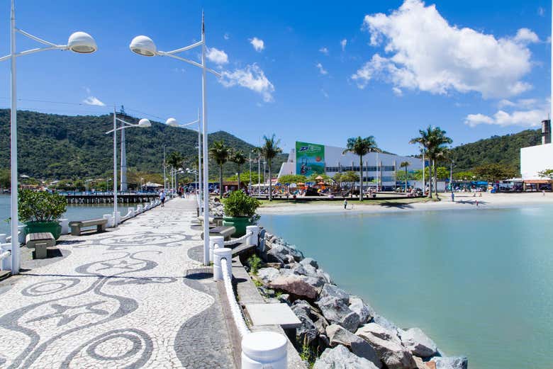 Balneario Camboriú seafront promenade