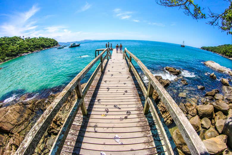 Llegando a la playa de Bombinhas