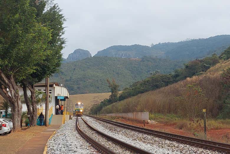 El único tren de pasajeros diario de Brasil