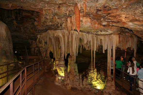 Excursión a las grutas Rei do Mato y Maquiné + Museo Guimaraes Rosa