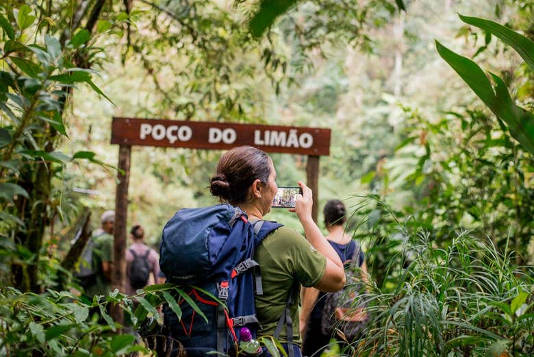 Parada no Poço do Limão