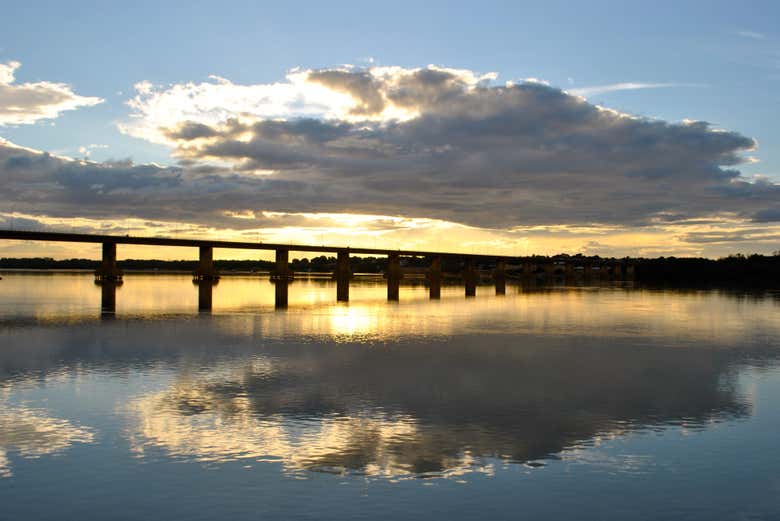 Faremos a travessia ao pôr do sol