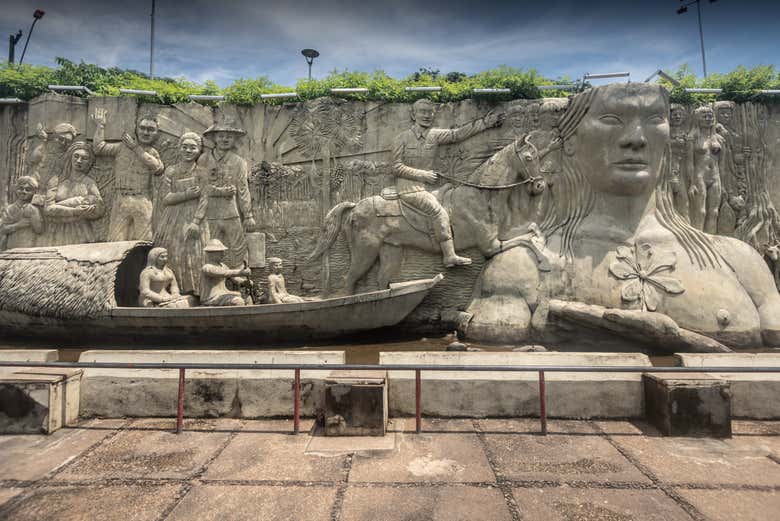 Monument to the Pioneers