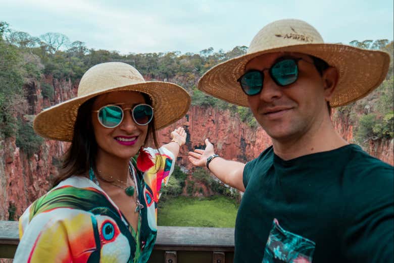 Durante a visita guiada pelo Buraco das Araras