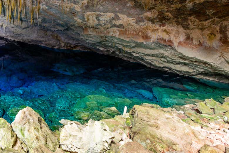Exploraremos el interior de la caverna
