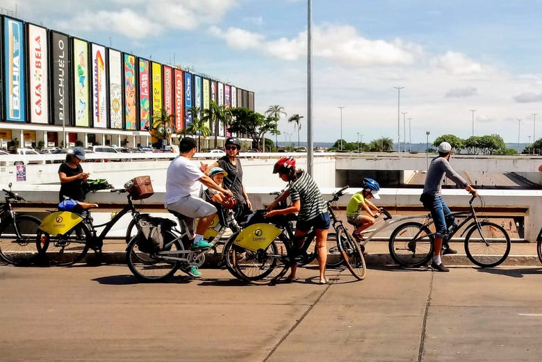 Conhecendo Brasília de bicicleta