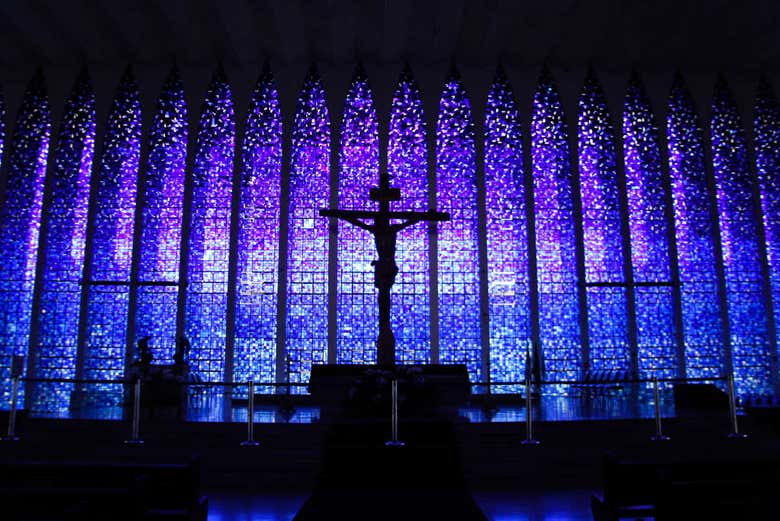 Interior del santuario de Don Bosco