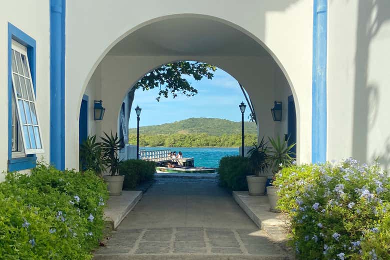 Explore Cabo Frio
