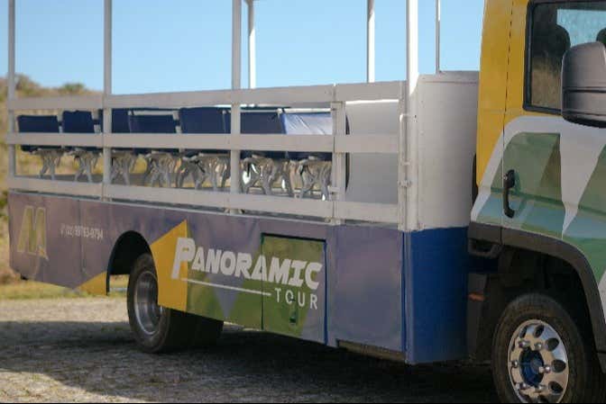 La jardineira donde haremos el tour por Búzios