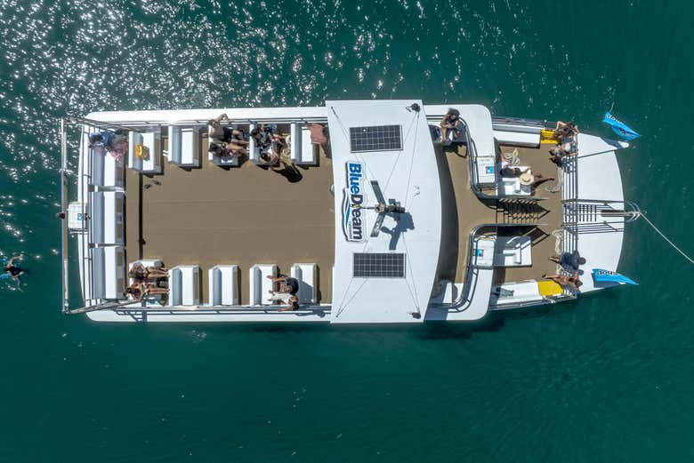 Catamarano visto dall'alto