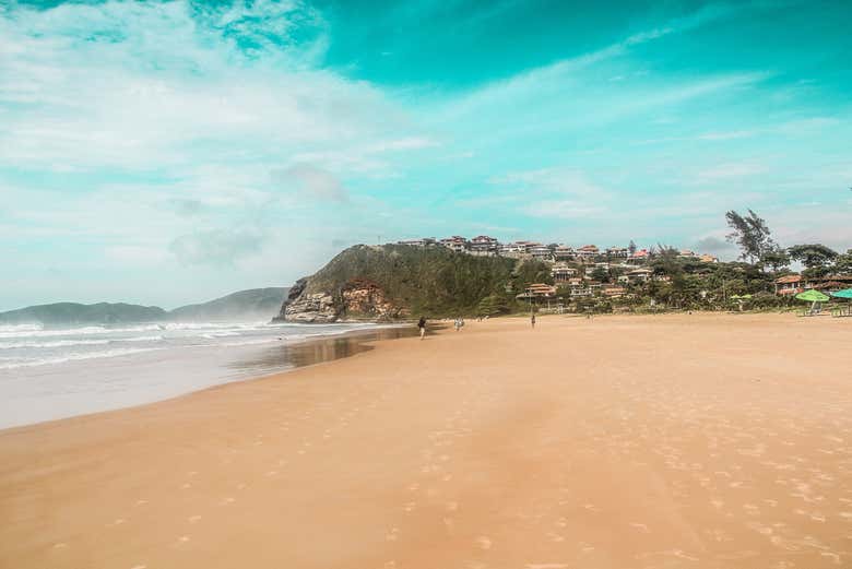 A icônica praia de Geribá em Búzios