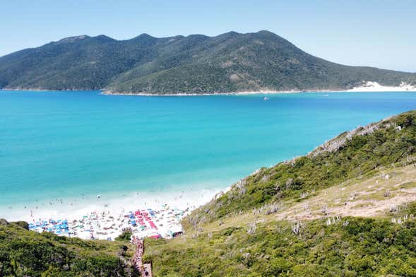 Excursão a Arraial do Cabo com passeio de barco