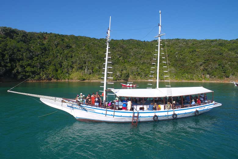 Passeio de escuna por Búzios