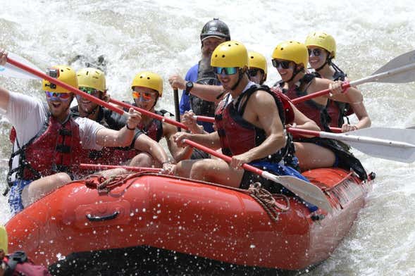 Rafting in Três Coroas + Buddhist Temple