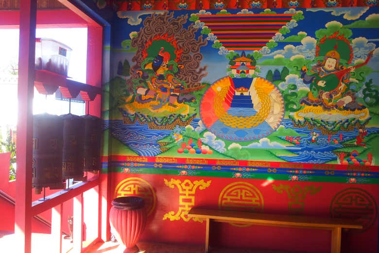 Decoração do Templo Budista Khadro Ling