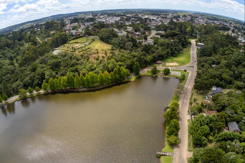 Visit the São Bernardo lake