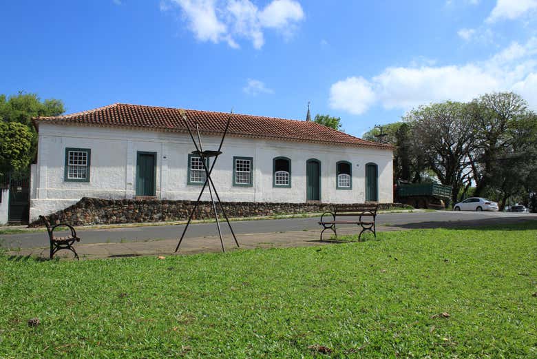 Explore traditional architecture