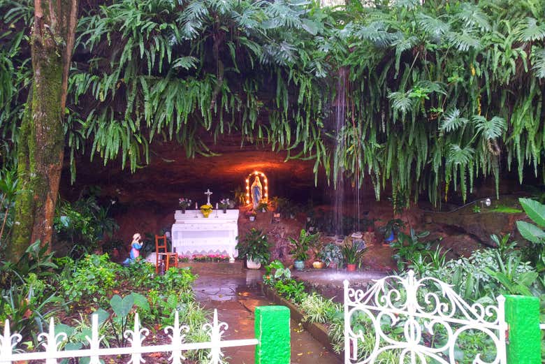Visitaremos a gruta de Nossa Senhora de Lourdes