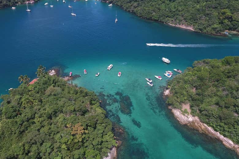 A Ilha Grande possui paisagens paradisíacas