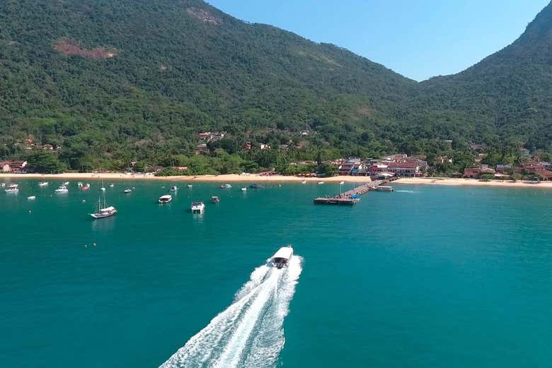 Navegando até o cais da Ilha Grande
